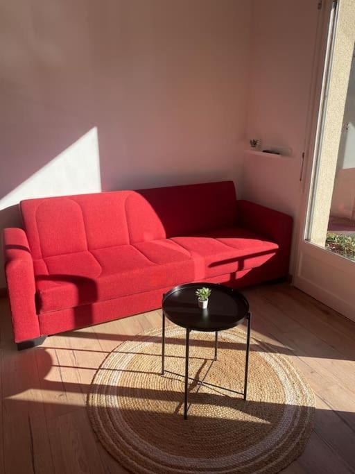 Studio Moderne Et Cosy Avec Balcon Et Parking Apartment Perigueux Exterior photo